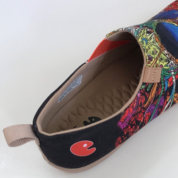 UIN No Body Artistic Slip-On Shoes Vibrant Loafers Women’s Size 10 - Picture 4 of 16